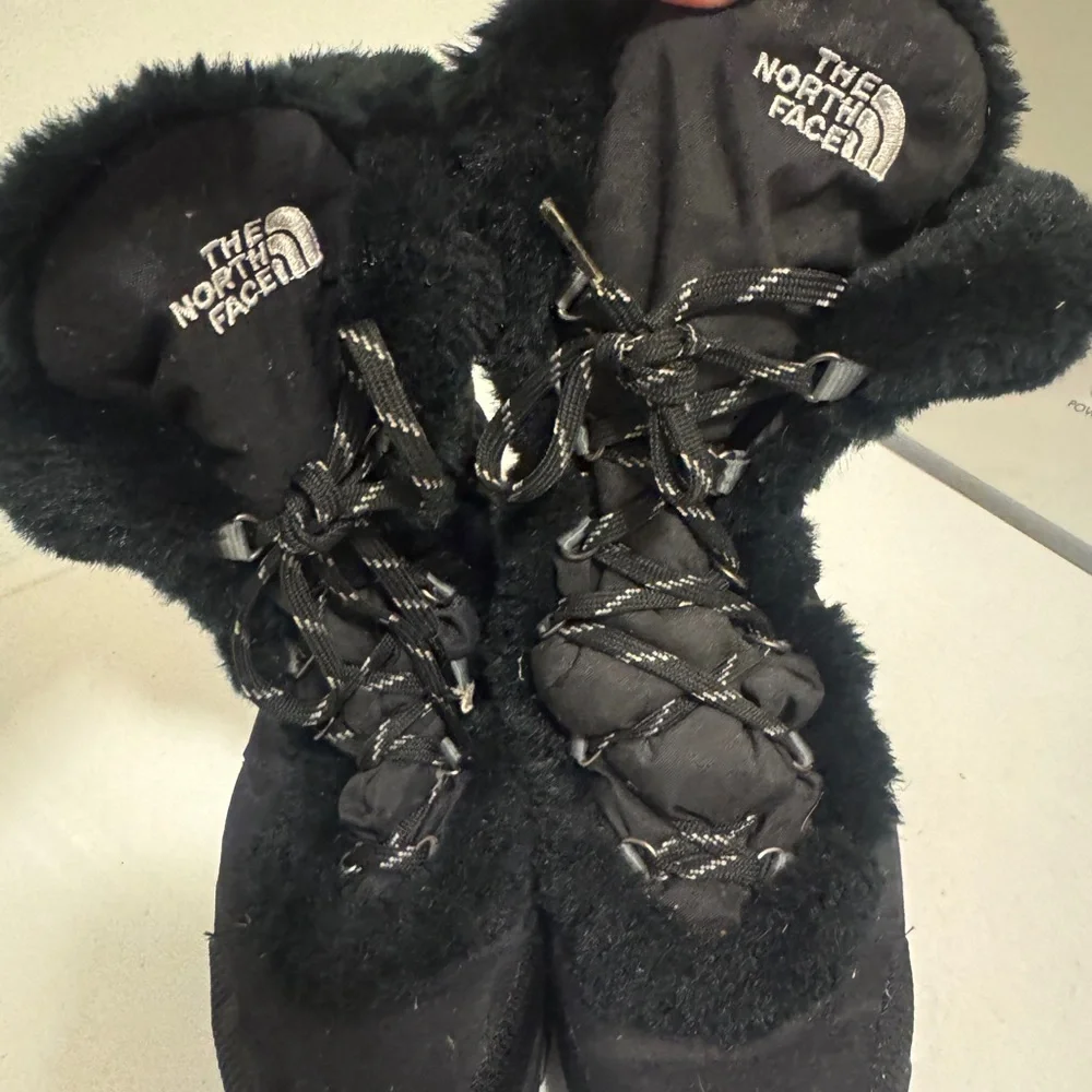 The North Face Nupte Goose Down‎ Puffer  Black Insulated Boots(8)